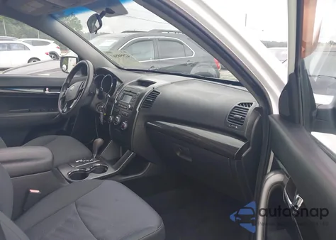 2012 Kia Sorento Lx from USA, damaged, VIN 5XYKT3A12CG262349